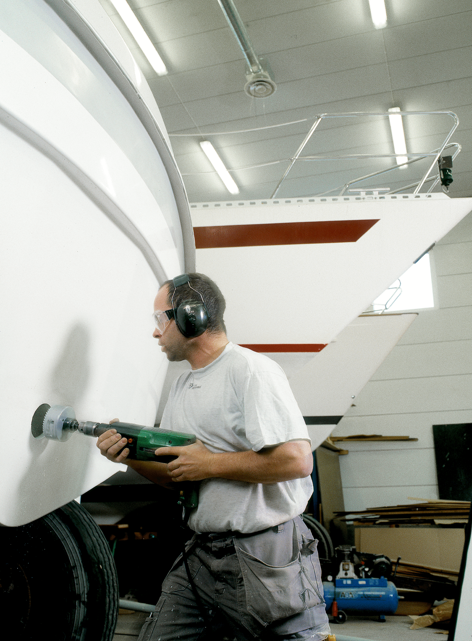 sms_holesaw_appl_17_c.jpg sms_holesaw_appl_17_c.jpg