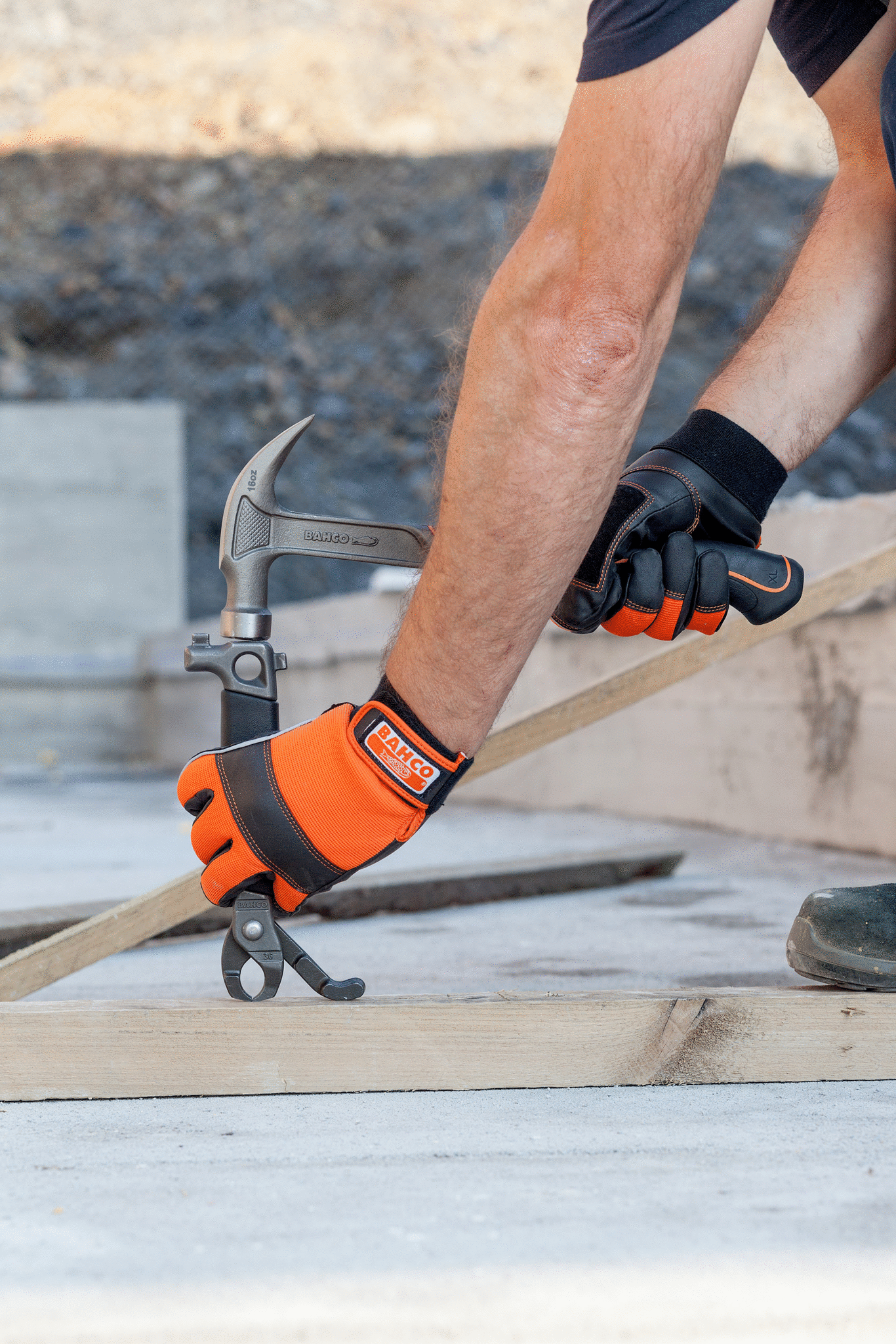 Compact Nail Pullers with Thermoplastic Handle BAHCO